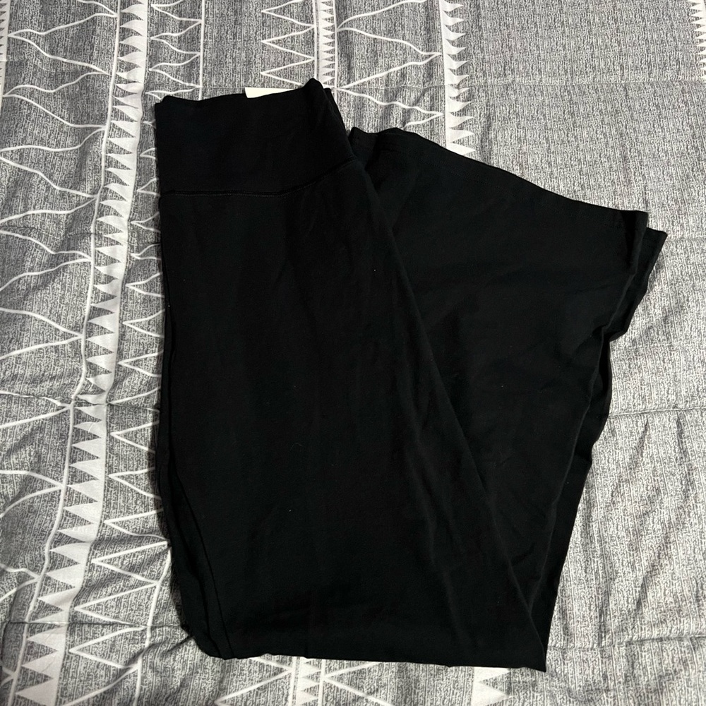 Arie Flare Yoga Pants
